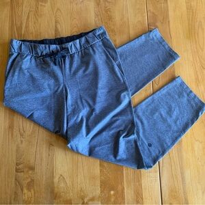 Lululemon 7/8 gray tapered pants